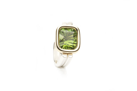 Ring R060 OYSTER Green Tourmaline